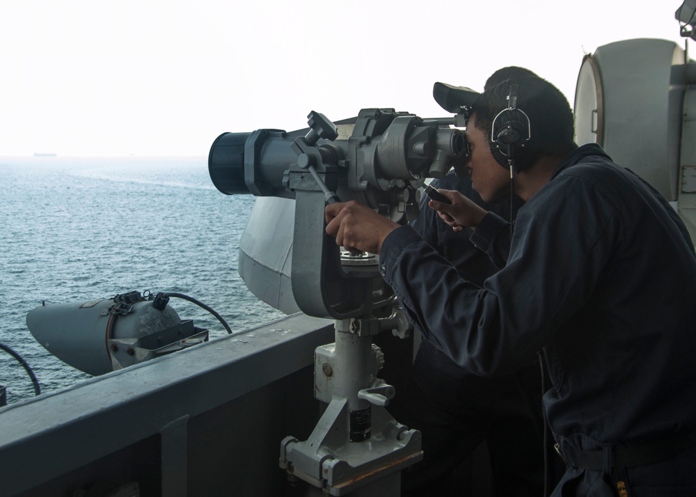 USS Carl Vinson departs Singapore