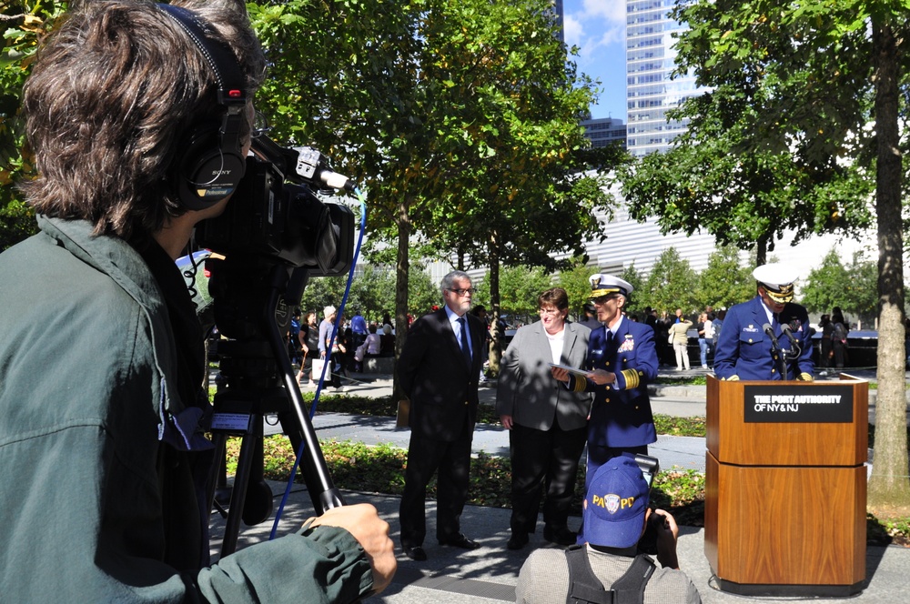 Coast Guard presents Rear Adm. Bennis Security Award