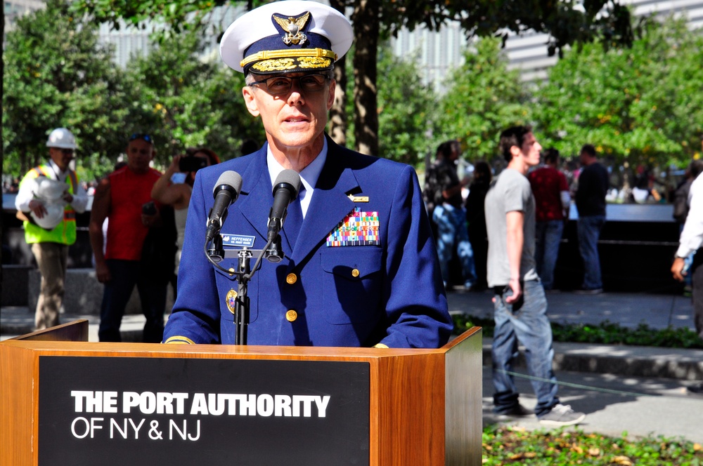 Coast Guard presents Rear Adm. Bennis Security Award