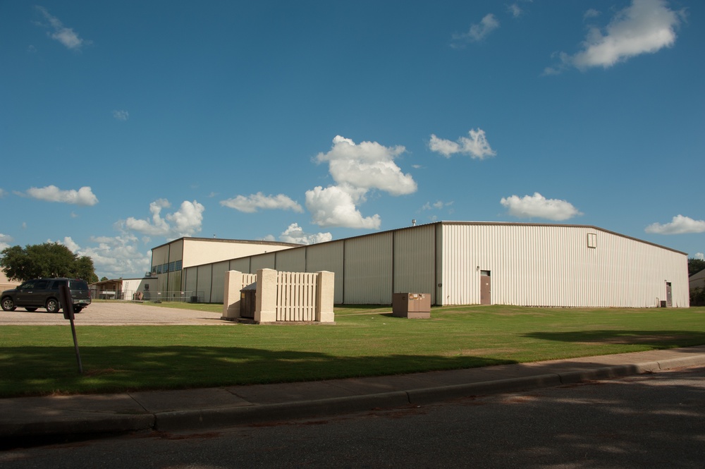 Demoliton of  Maxwell AFB-Gunt0r Annex Commissary