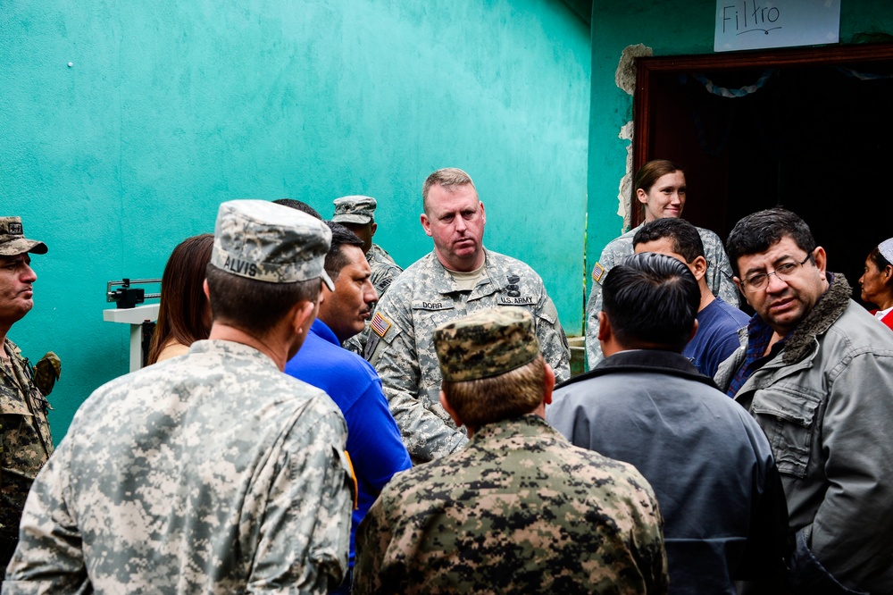MEDRETE helps Joint Task Force-Bravo leaders solidify relations with Honduran leaders