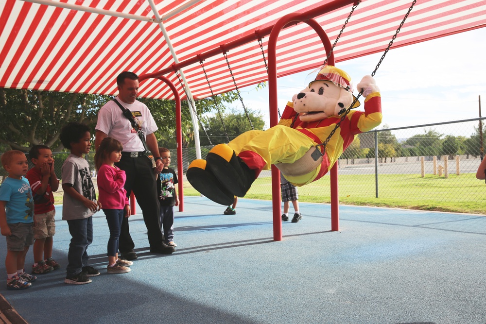 Marine Corps Logistics Base Barstow Fire Department visits Child Development Center