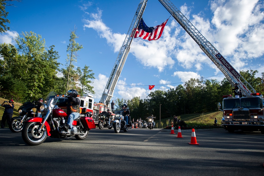 17 Firefighter-Marines honored at National Museum