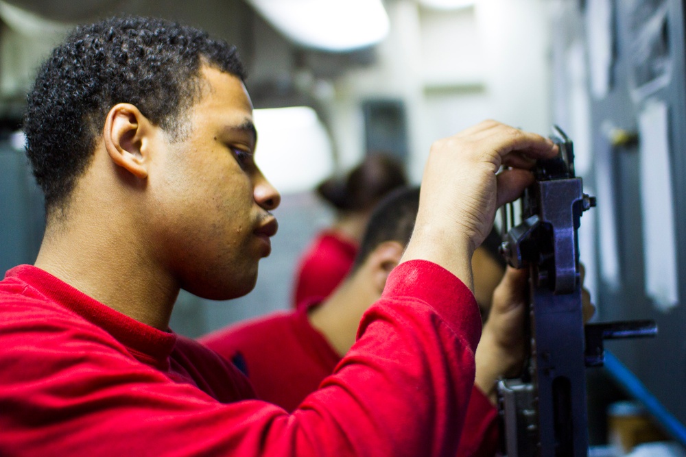 USS George Washington maintenance