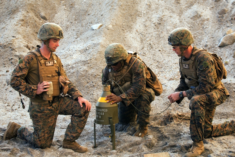 31st MEU Marines show off with explosives at PHIBLEX 15