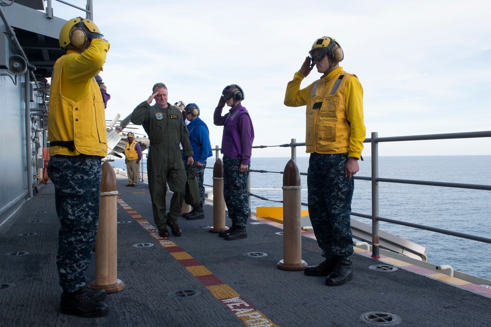 Carrier Strike Group 4 commander visits USS Iwo Jima