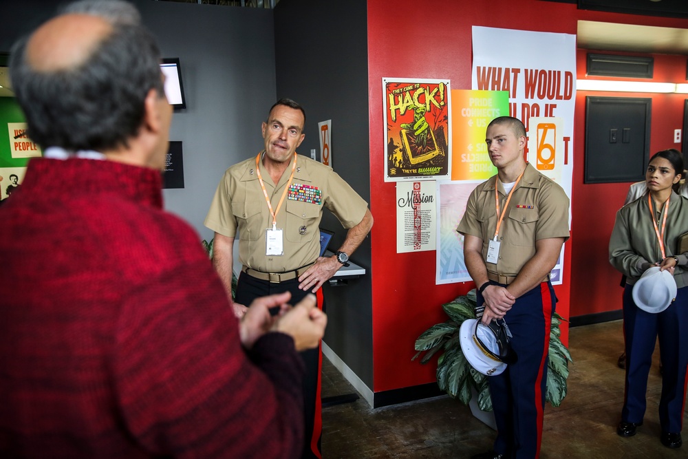 Marines get behind the curtains of Facebook