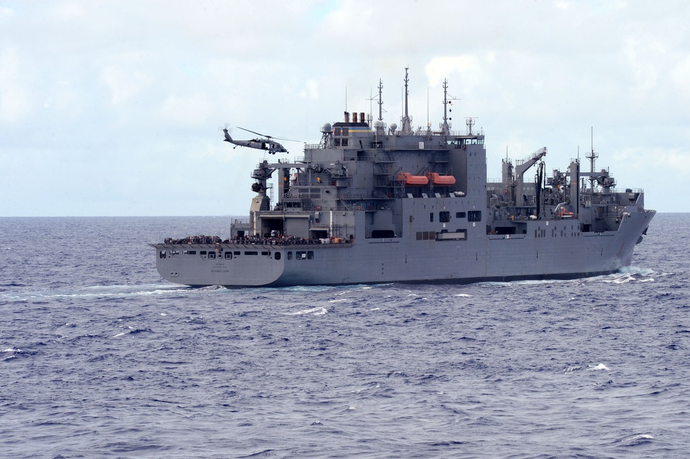 USS Bunker Hill replenishment