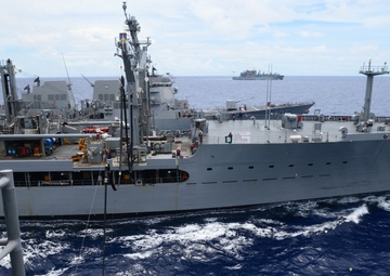 USS Bunker Hill replenishment