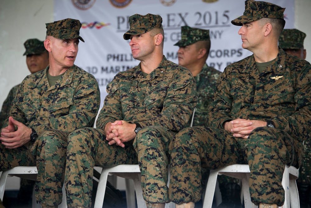 Top Philippine and US Military officials celebrate together during PHIBLEX 15 closing ceremony