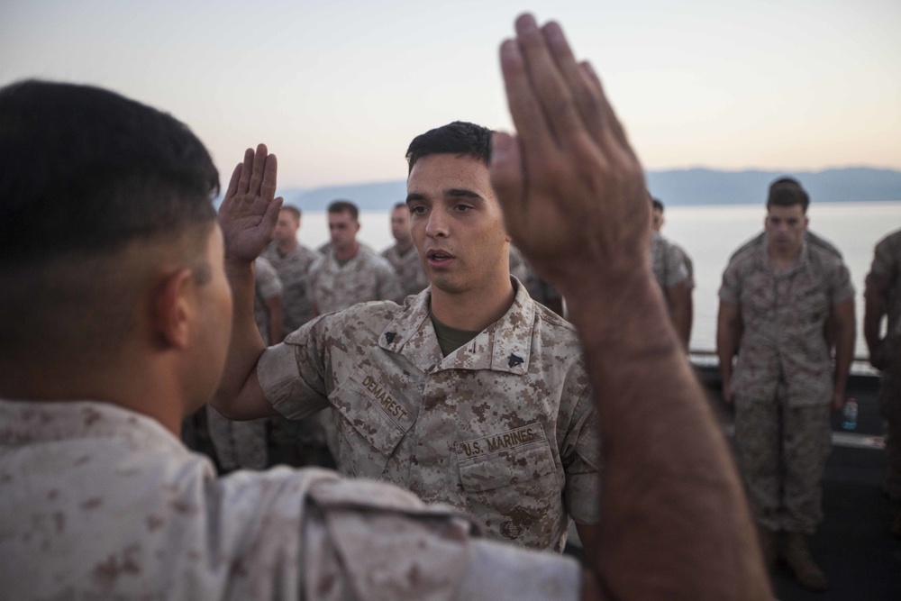 BLT Marine reenlists aboard USS Gunston Hall