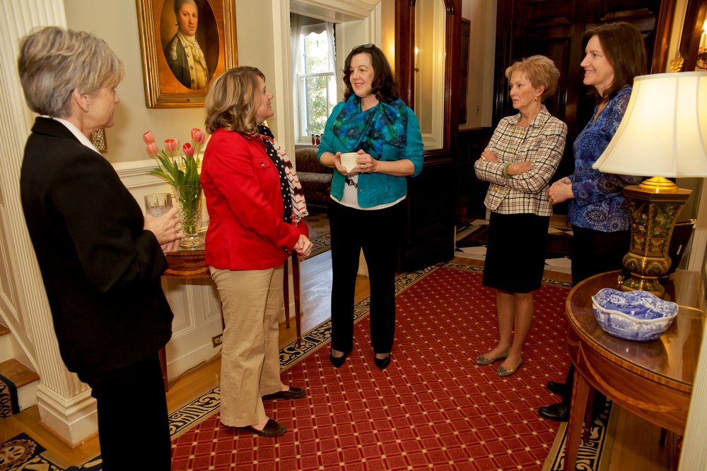 Marine Corps First Lady Hosts Brunch at Home of the Commandants