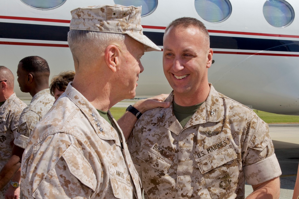 Marine Corps Commandant Visits MCAS Beaufort