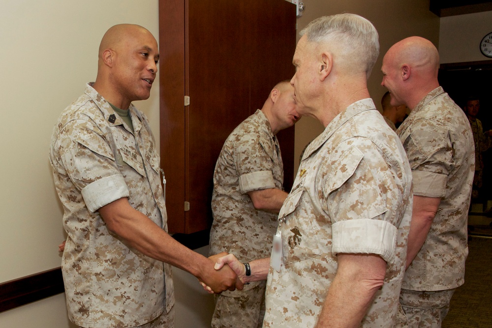 Marine Corps Commandant Visits MCAS Beaufort