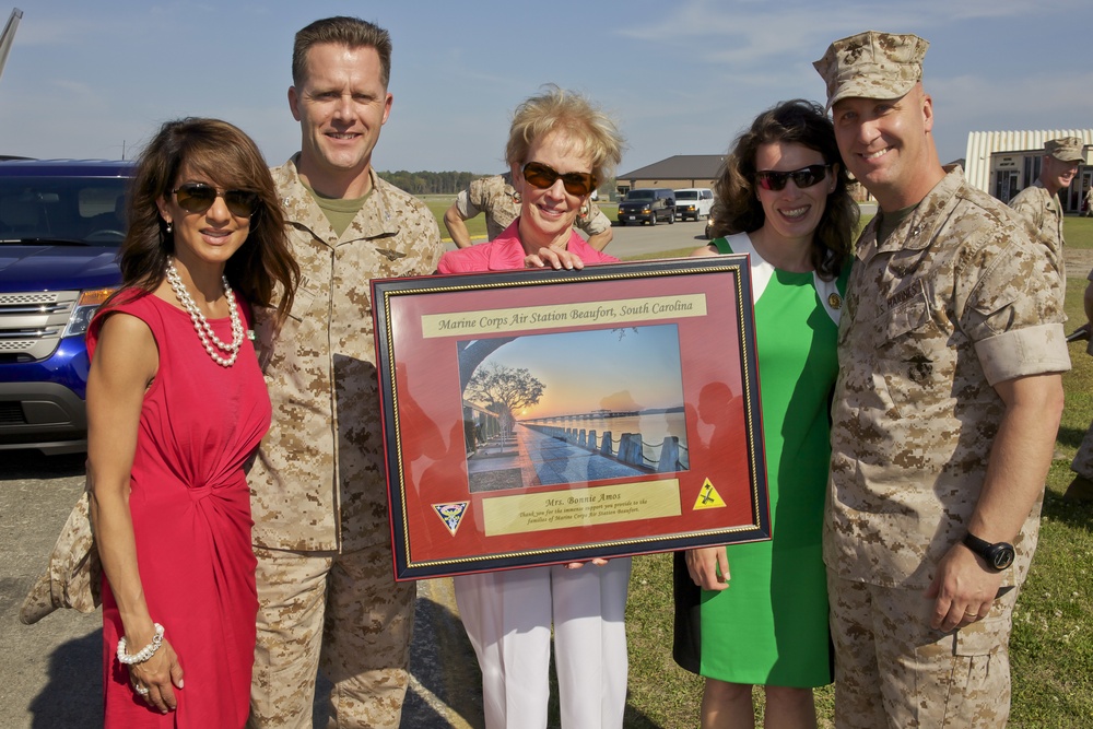 Marine Corps Commandant Visits MCAS Beaufort