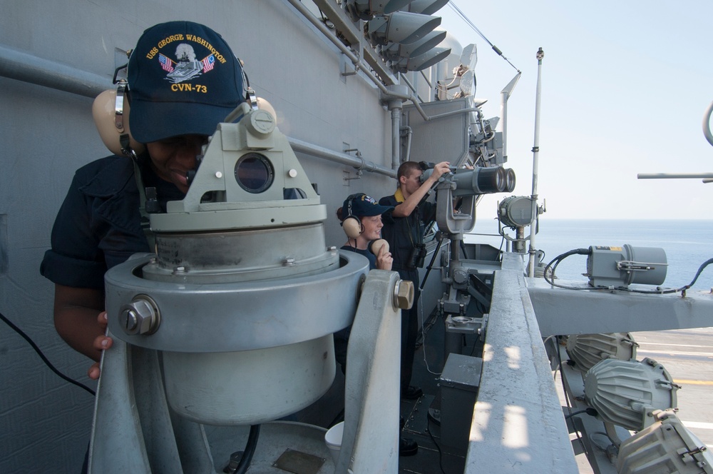 USS George Washington transits through the Basilan Strait