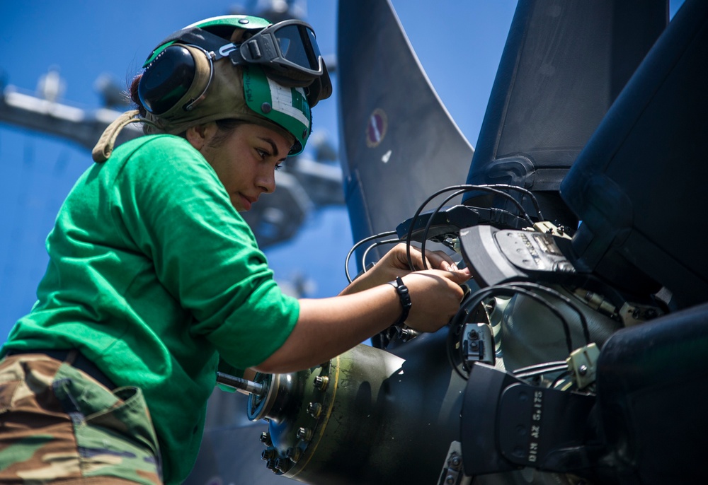 USS George Washington flight deck operations