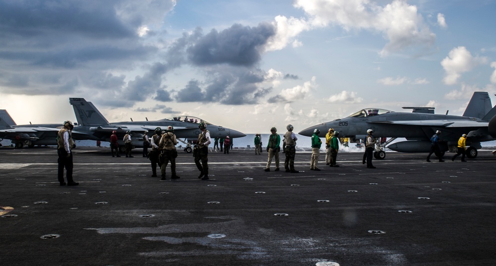 USS George Washington flight deck operations