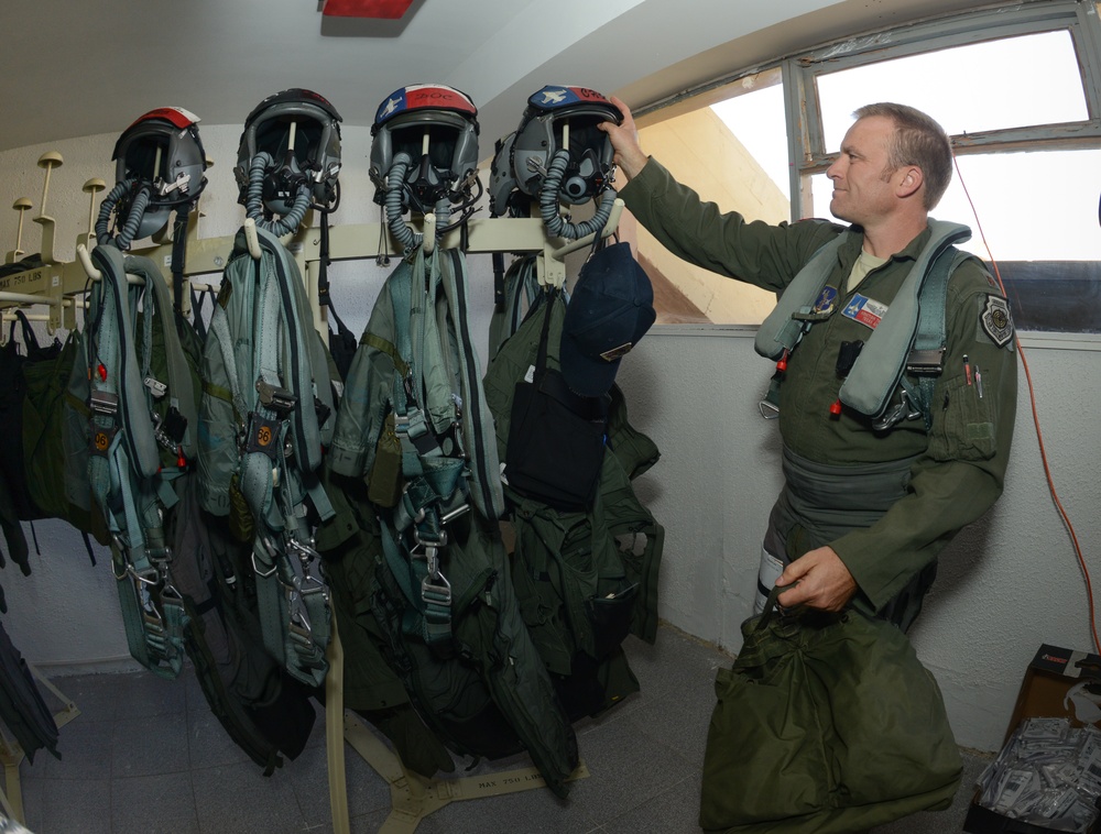 Airmen participate in Chile’s Salitre exercise