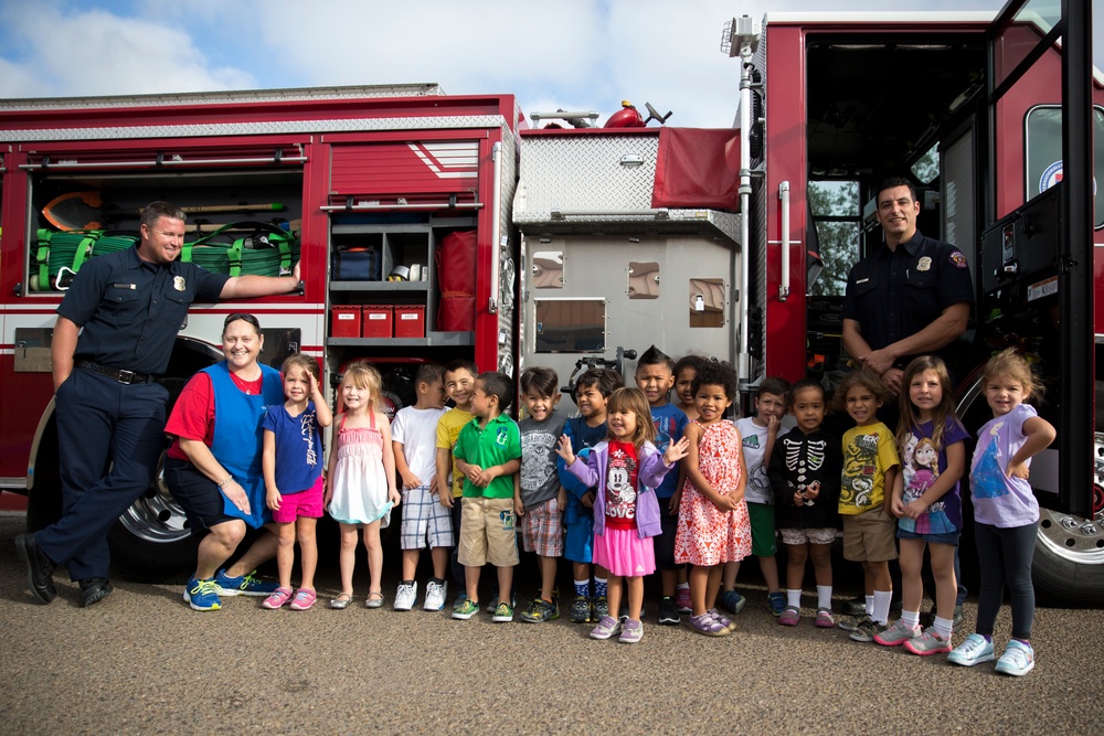 Firefighters teach kids about fire safety
