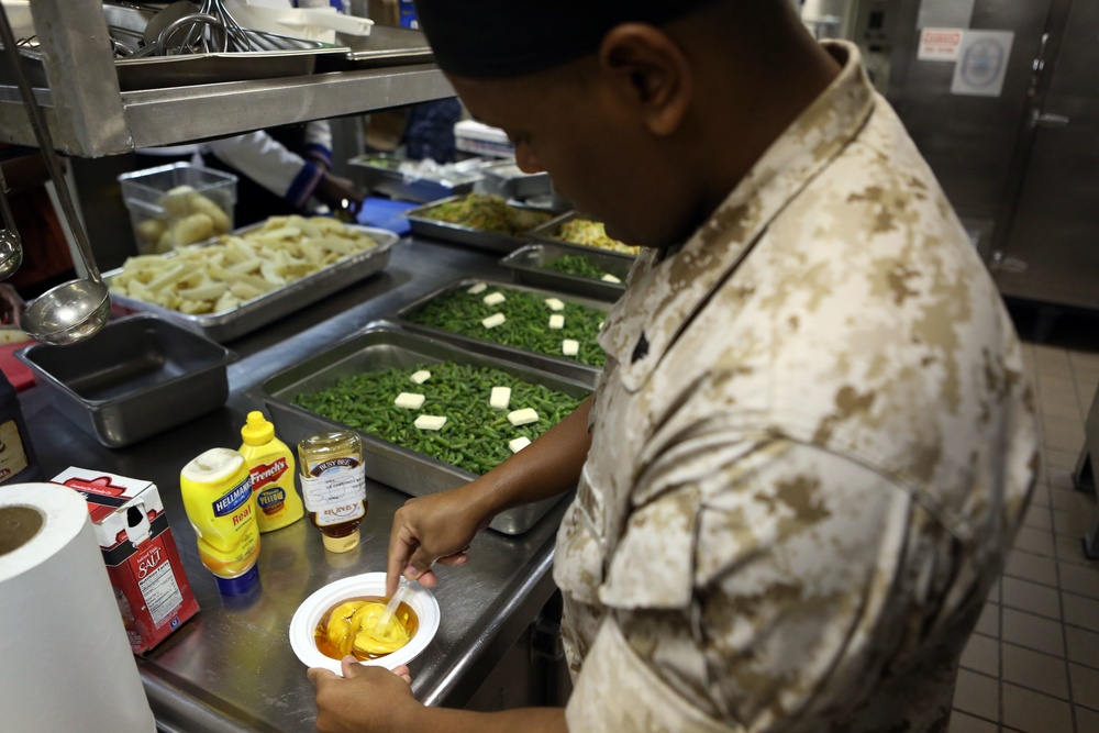 24th MEU: Fire up the kitchen