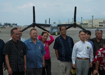 Nago City officials, Japanese media experience Osprey’s capabilities