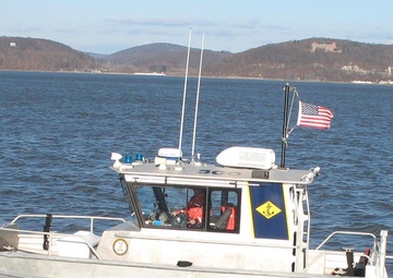 New York Naval Militia conducts day and night training on Hudson River Oct. 17 and 18