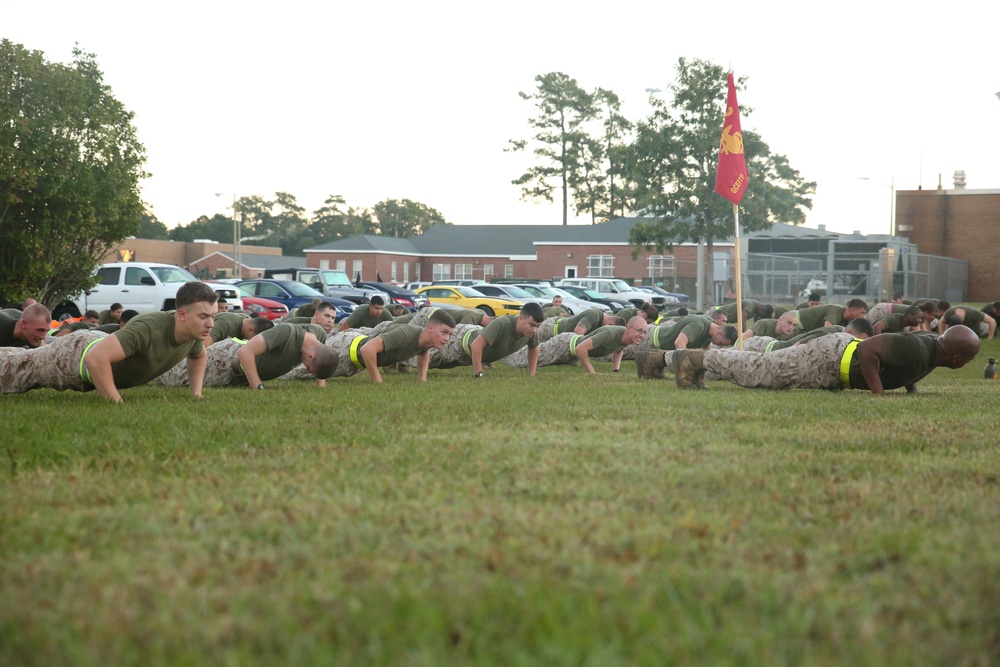 GCEITF Marines build camaraderie during three-mile cadence run