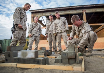 Marines train for helicopter raids