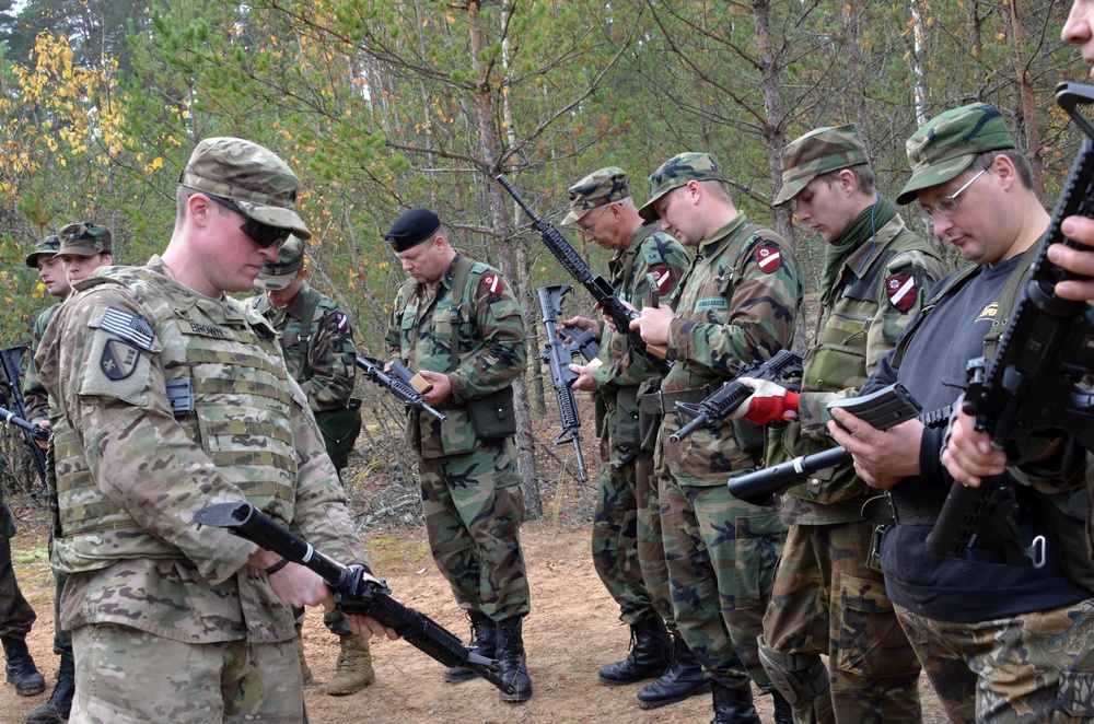 Latvians conduct Round Robin training