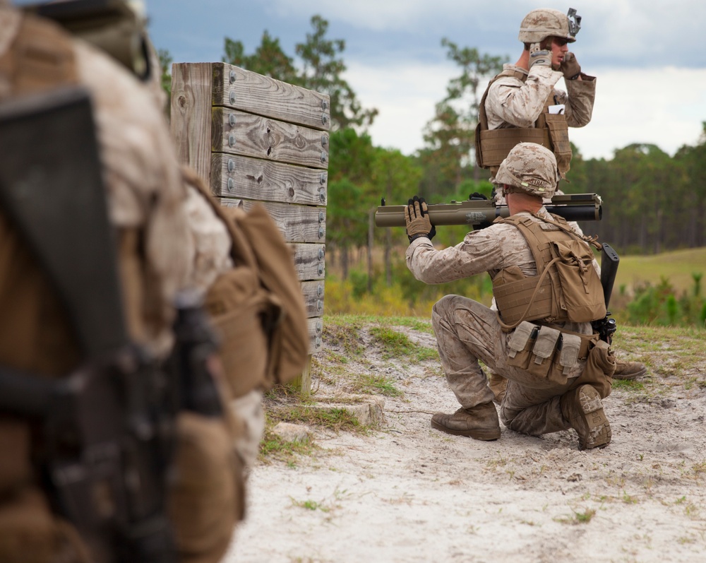 2/8 fire rockets during live-fire exercise