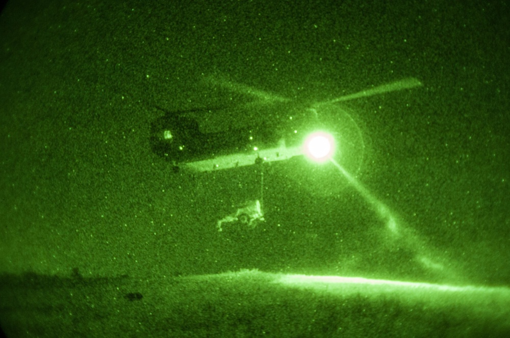 Shadow of the Eagle conducts joint forced entry