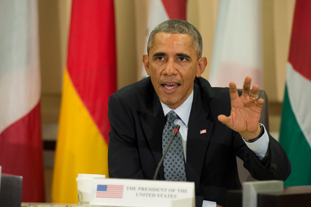 Obama meets with coalition Chiefs of Defense