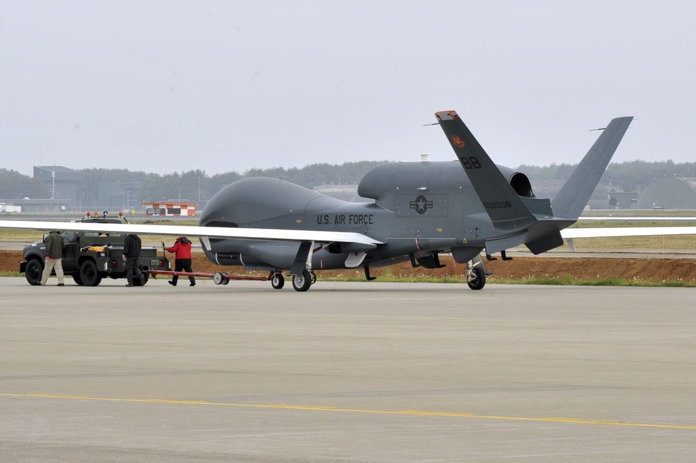 Global Hawk ready to operate from Japan