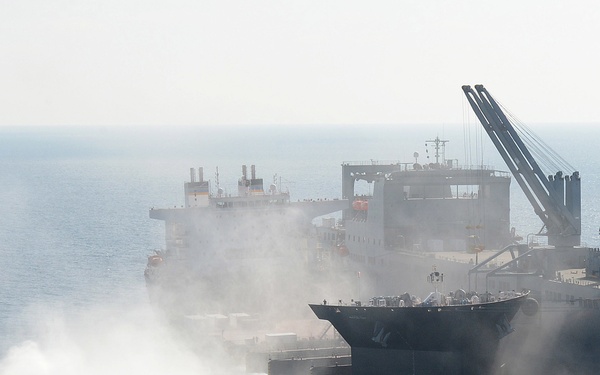 LCAC, MLP, USNS Montford
