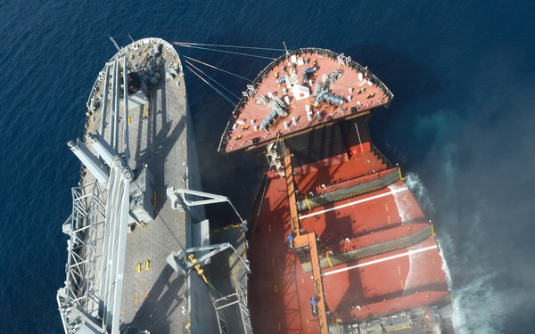 LCAC, MLP, USNS Montford