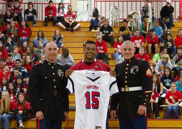 Marysville-Pilchuck football star, WSU commit selected for Marines’ 2015 Semper Fidelis All-American Bowl