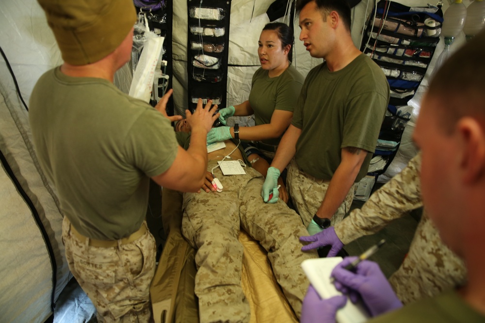 15th MEU conducts portable-medical training exercise aboard Combat Center