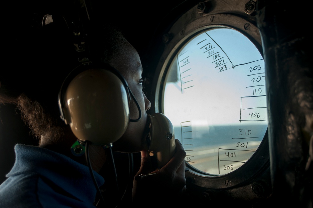 USS Carl Vinson Sailor monitors flight deck activity