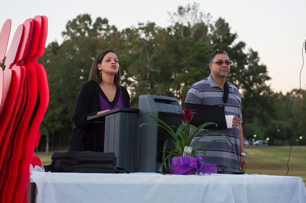 Candlelight vigil honors victims of domestic violence