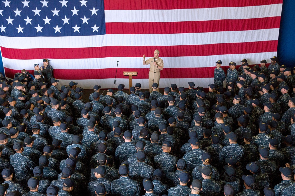 CNO conducts all-hands call aboard USS Kearsarge