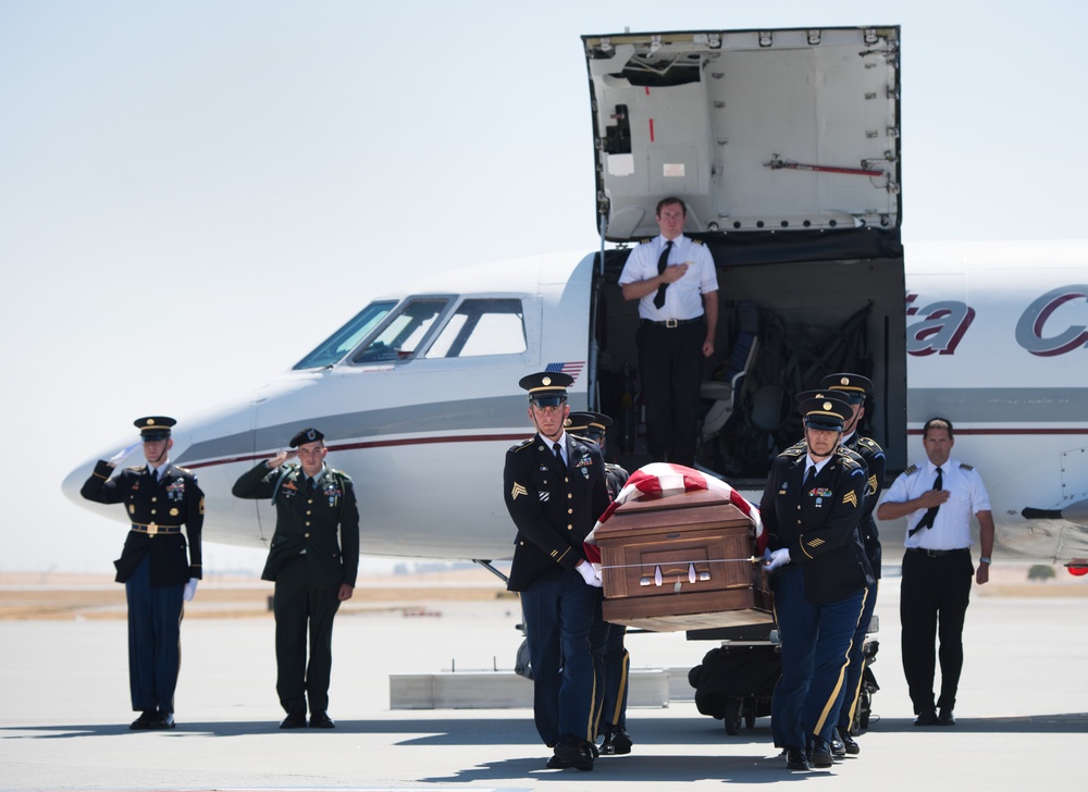 Fallen Soldier honored at Travis