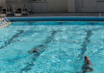 Coming up for air: Marines challenged by scout swimmer course