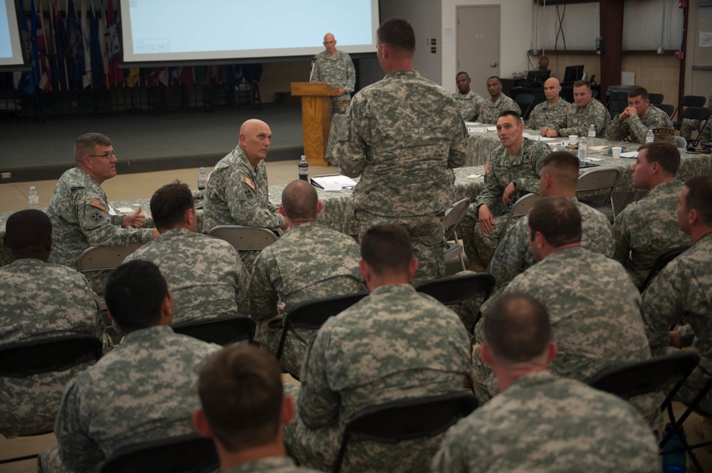 Gen. Odierno visits Army Ranger Training Brigade