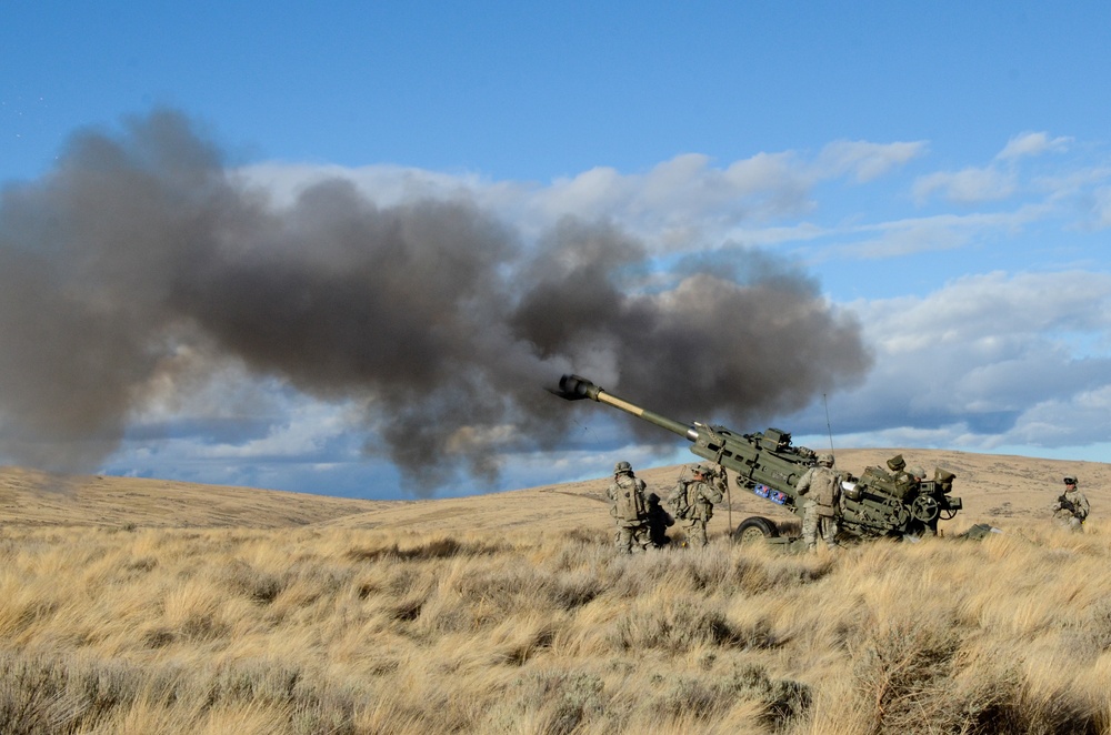 Arrowhead howitzers, crews take to the sky at Yakima