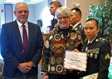 USARAK Recognizes Stryker Soldiers of Excellence