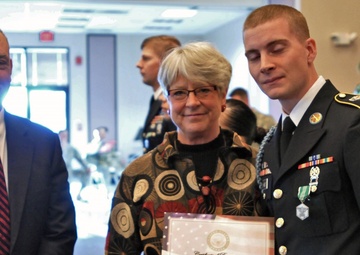 USARAK Recognizes Stryker Soldiers of Excellence