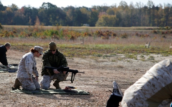 Marine Corps acquisition team gets trigger time
