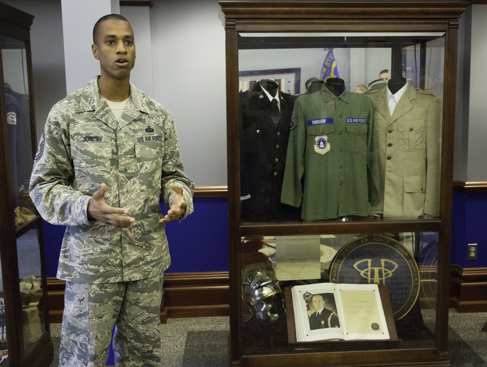 Joint Base Commander visits the US Air Force Honor Guard