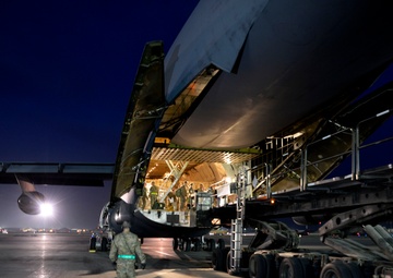 Expeditionary Airmen operate DOD's busiest single runway